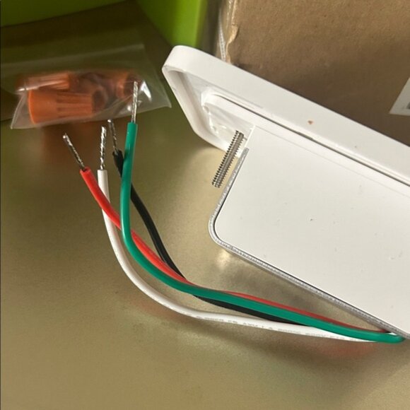 White Smart Light Switch - Picture 4 of 5